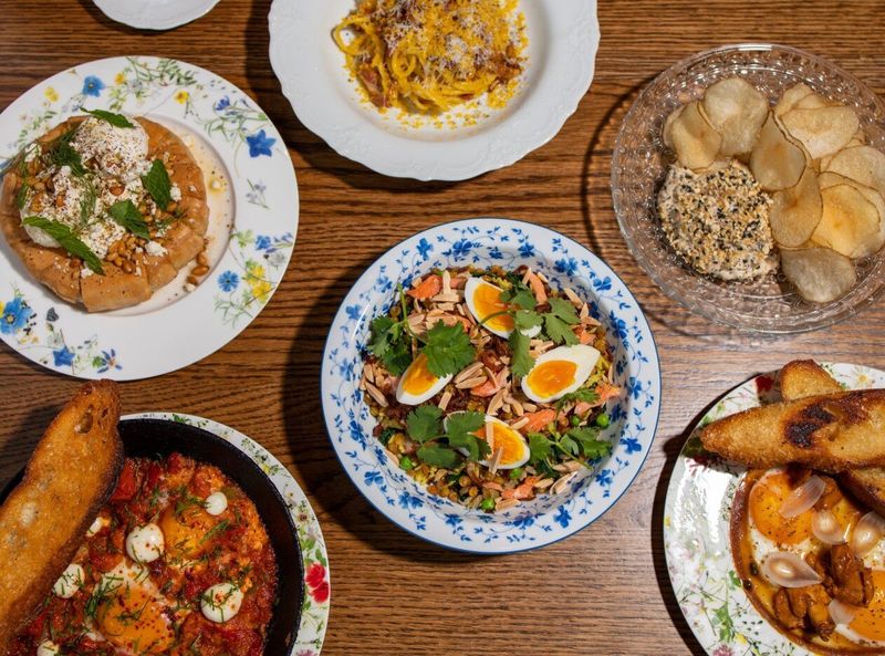 Oui, Sunday brunch is back – join us every Sunday from 10:30am-3pm for our new crave-worthy a la carte brunch menu.